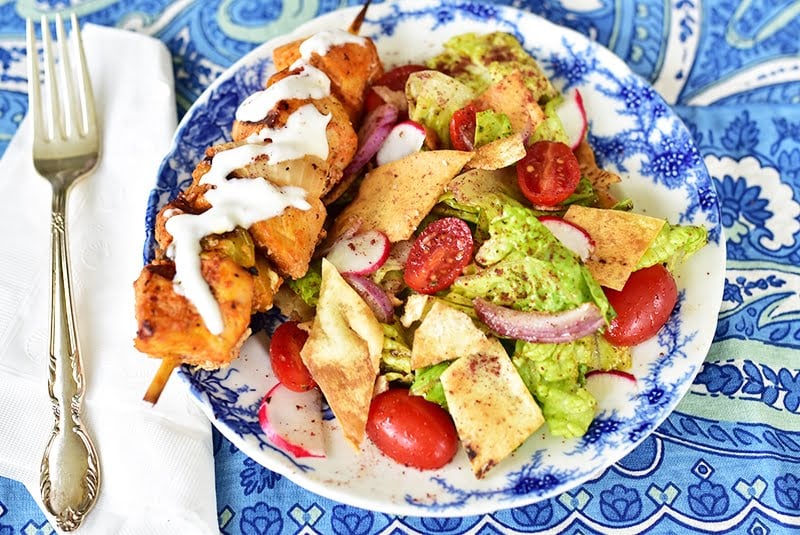 Authentic Lebanese Fattoush: A Fresh, Quick & Crowd-Pleasing Salad